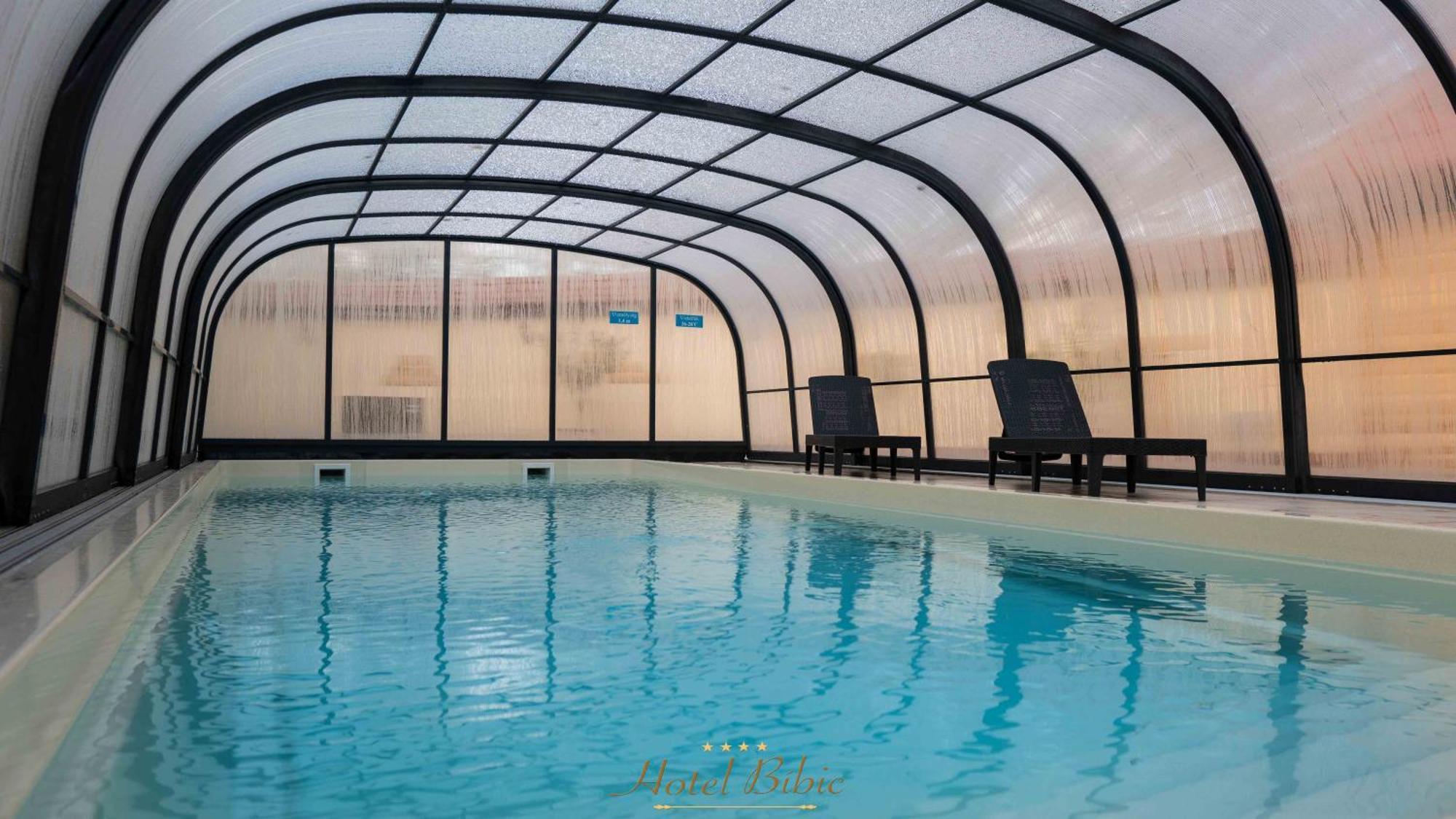 Hotel Bibic Es Tueskevar Etterem Es Horgaszto Nyíregyháza المظهر الخارجي الصورة